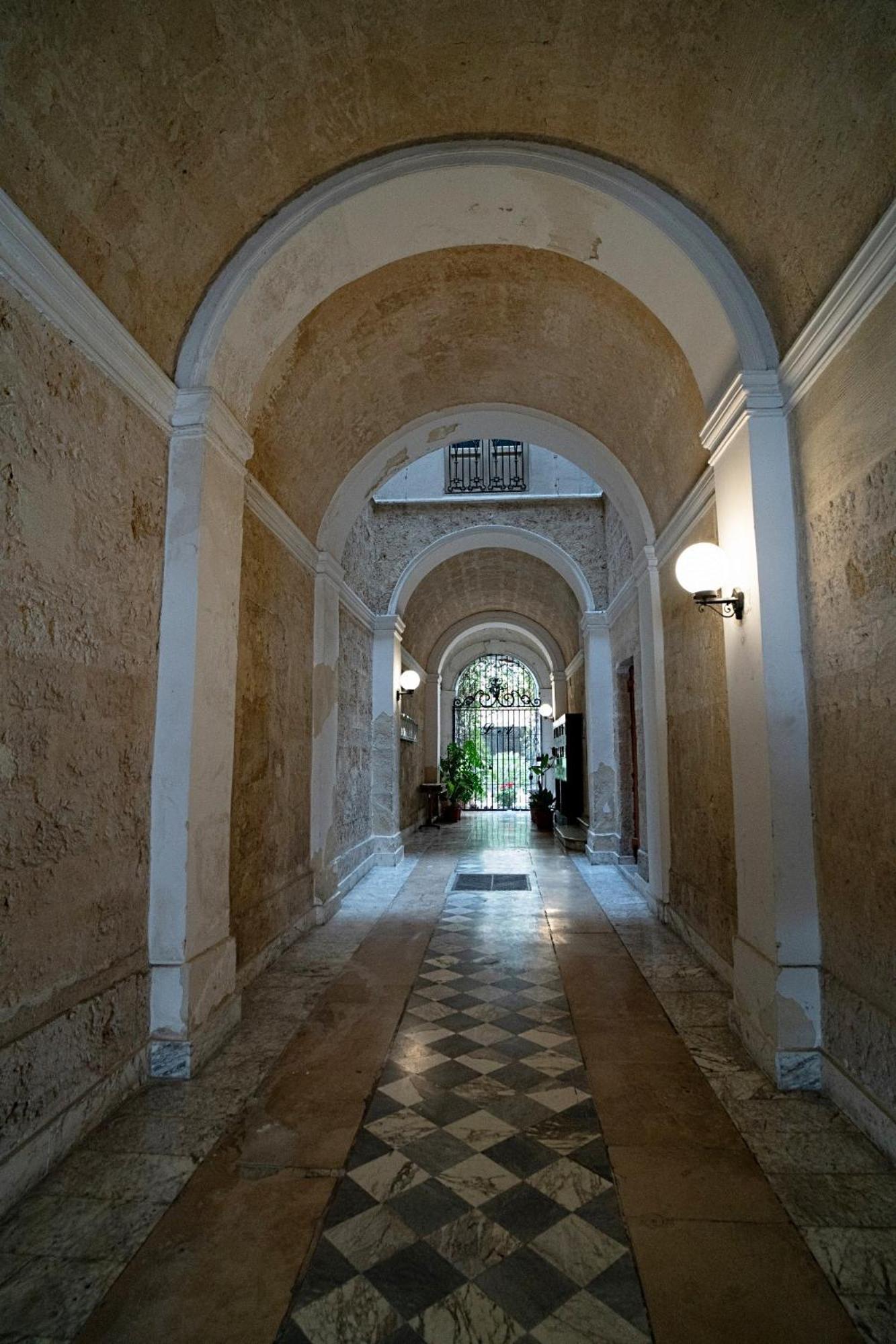 Leitmotiv Ospitality House Villa Bari Exterior photo